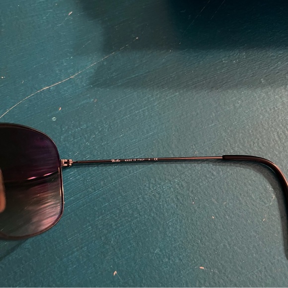 Ray Ban Aviator Sunglasses - Picture 5 of 10